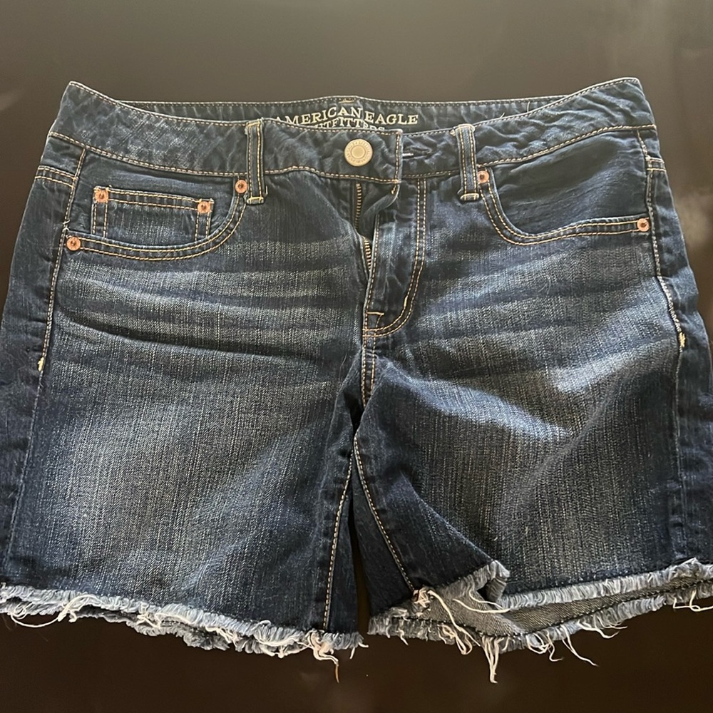 American Eagle Outfitters Cut-Off Shorts